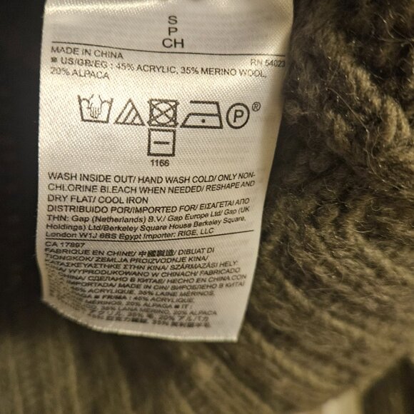 Alpaca and Merino Knit Turtlenck - Picture 3 of 4